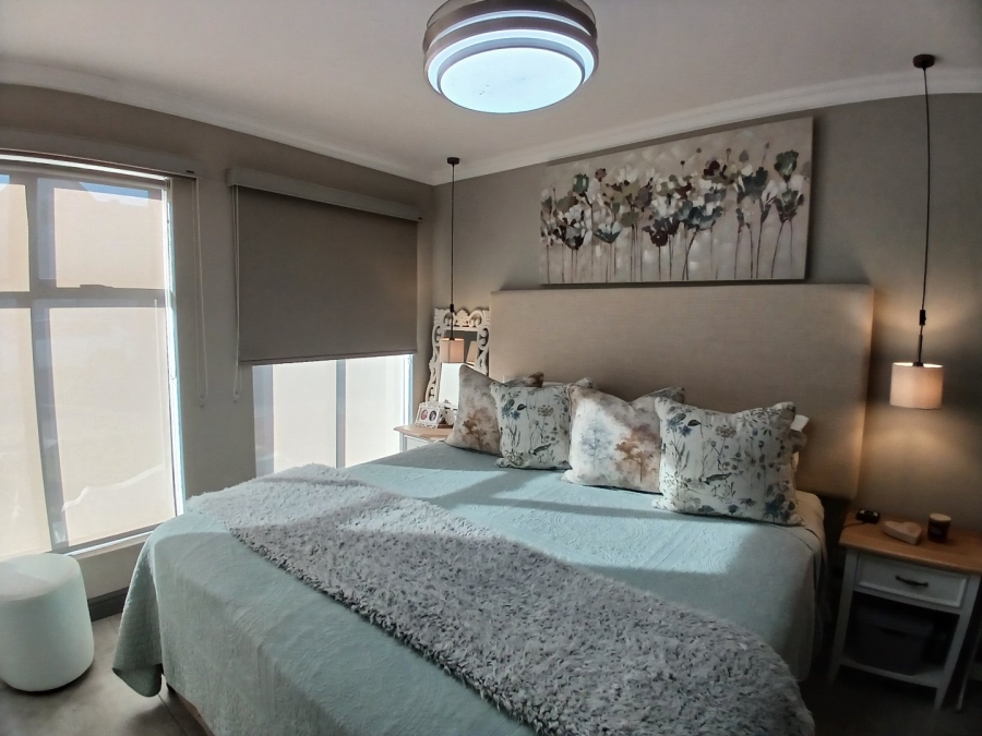 2 Bedroom Property for Sale in Hartenbos Central Western Cape